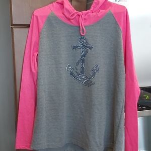 Long sleeve tee shirt